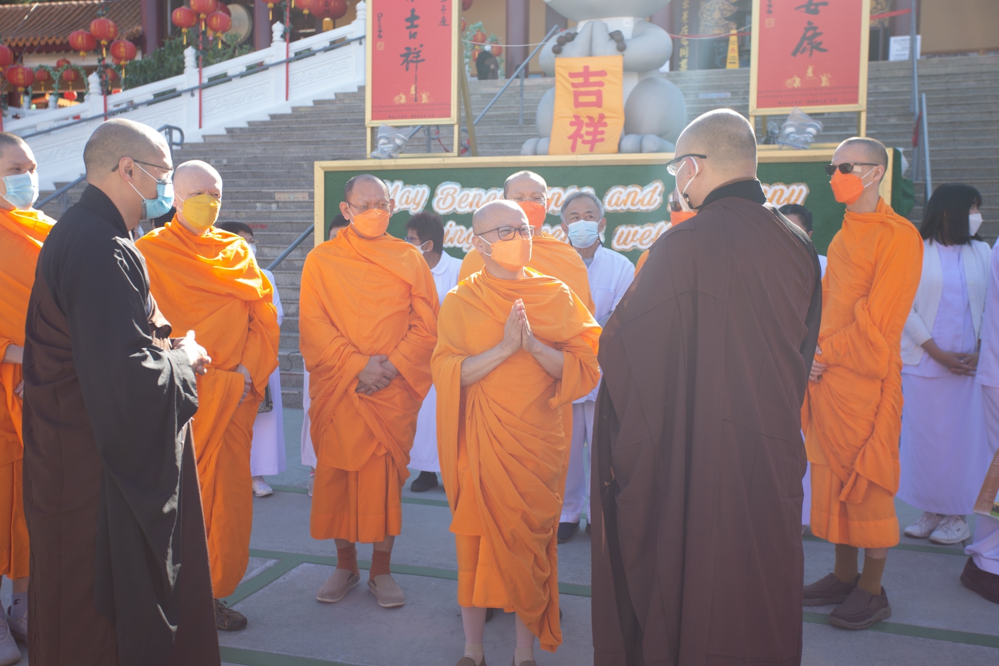 หมู่คณะวัดพระธรรมกายแคลิฟอร์เนีย ร่วมแสดงความอาลัยต่อการมรณภาพของพระธรรมาจารย์ซิงหวิน