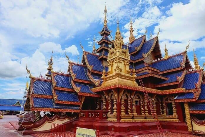 เที่ยววัดสวยๆ  พักกายใจ ที่จ.สุโขทัย