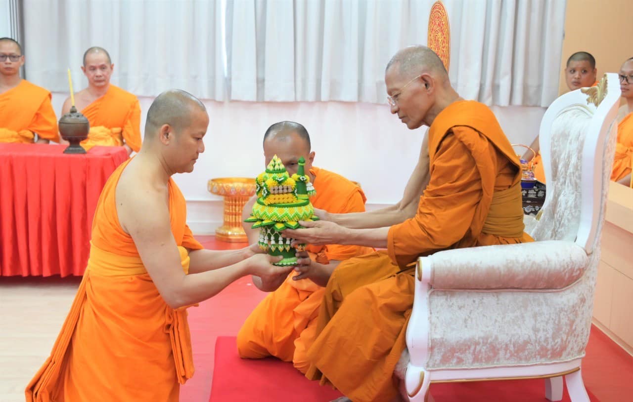 พระเดชพระคุณพระพรหมดิลก (เอื้อน หาสธมฺโม)  แต่งตั้งฐานานุกรม เจ้าอาวาสวัดพระธรรมกายฮ่องกง