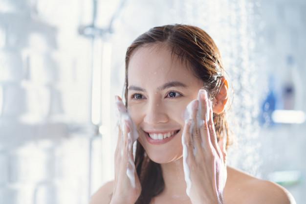 How to ล้างหน้าอย่างไรไม่ให้แก่