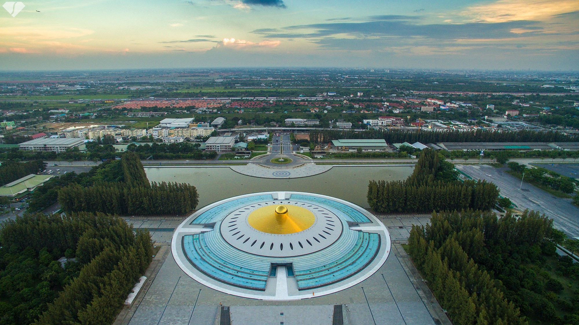 เปิด "มหาวิหารพระมงคลเทพมุนี" ทุกวันเสาร์ และวันอาทิตย์