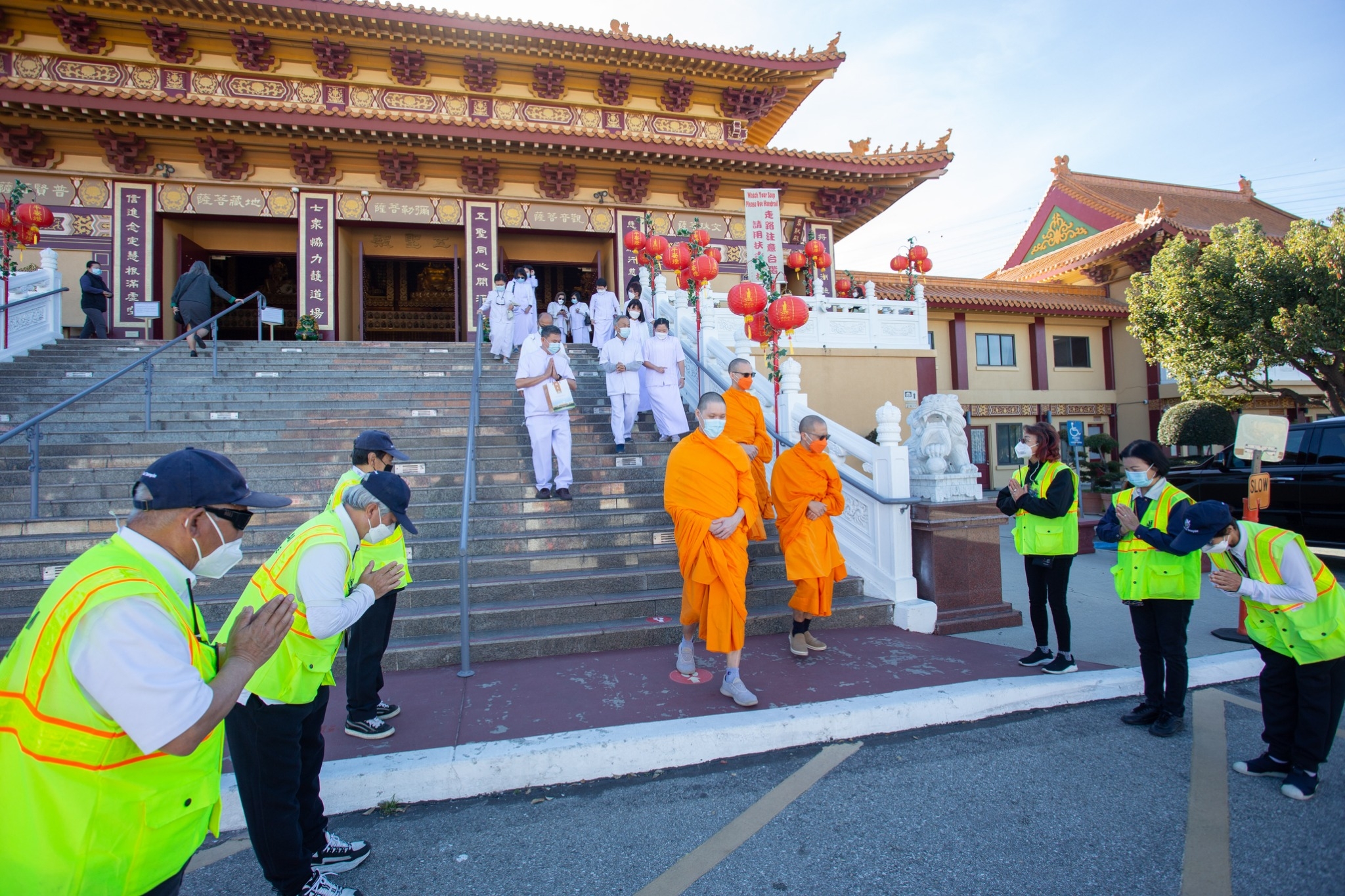 หมู่คณะวัดพระธรรมกายแคลิฟอร์เนีย ร่วมแสดงความอาลัยต่อการมรณภาพของพระธรรมาจารย์ซิงหวิน