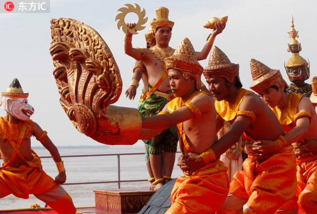 “เรือมังกรยาวที่สุดในโลก” กัมพูชาร่วมสร้าง สถิติกินเนสส์บุ๊คใหม่