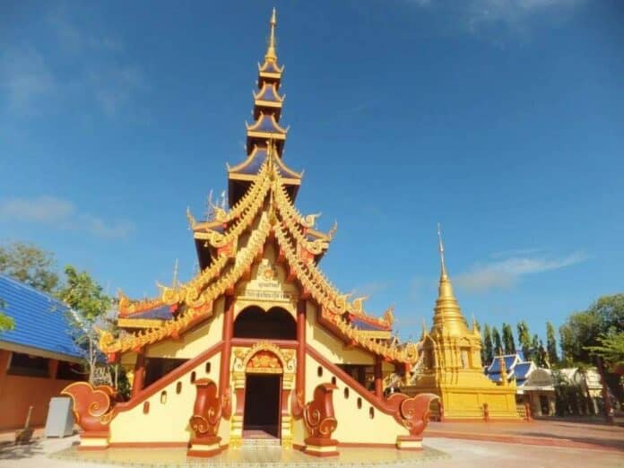 เที่ยววัดสวยๆ  พักกายใจ ที่จ.สุโขทัย
