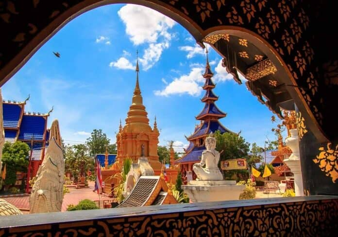 เที่ยววัดสวยๆ  พักกายใจ ที่จ.สุโขทัย