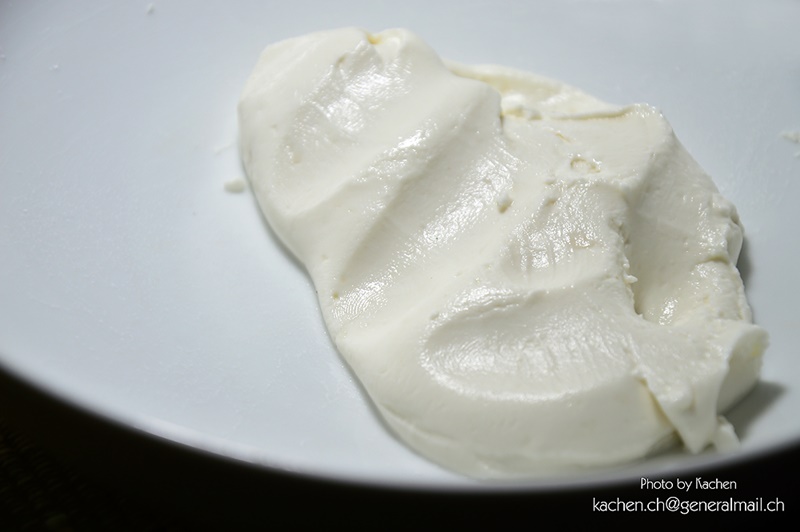 กะลอจี๊ คลุกน้ำตาล กรอบนอกนุ่มใน เหนียวหนึบหวานอร่อย